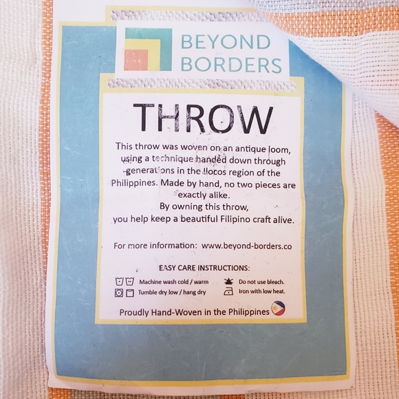 Beyond Borders handwoven in Philippines - Picture 2 of 5